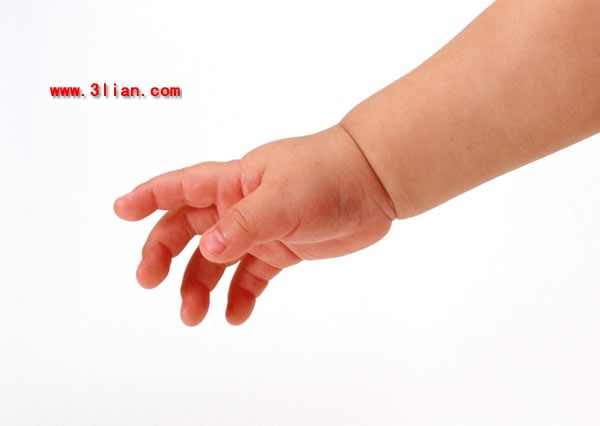 mãos de bebê