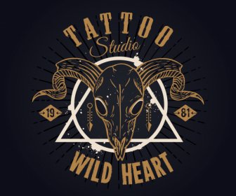 Tatoo Stüdyo Logotipi Handdrawn Boğa Kafatası Karanlık Retro