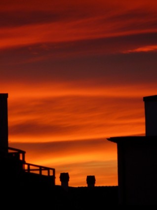 Afterglow-Sonnenuntergang-Himmel
