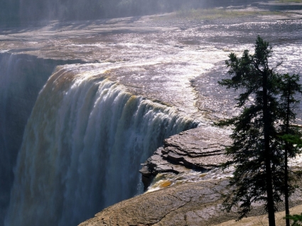 Alexandra Falls Wallpaper Waterfalls Nature