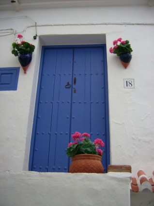 Andalusia màu xanh cửa màu xanh trắng
