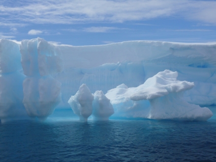 جبل جليد أنتاركتيكا خلفية طبيعة فصل الشتاء
