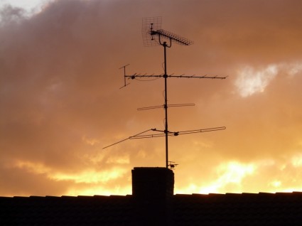 atap rumah antena