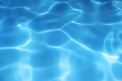 青い水の背景画像