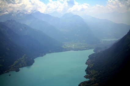 ブリエンツ湖のブリエンツ スイス