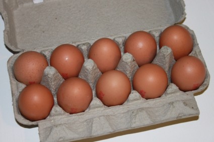 braune Kartons Eier