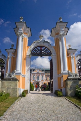 gerbang Kastil
