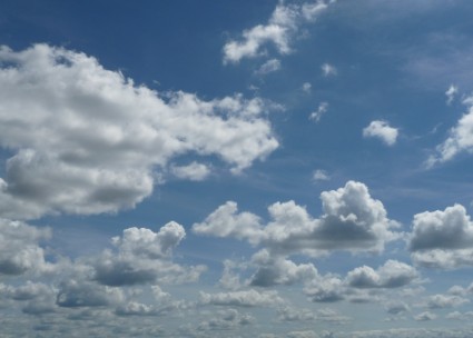 雲の青い空