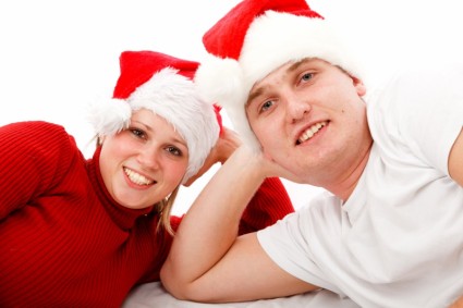 夫婦在聖誕老人的帽子