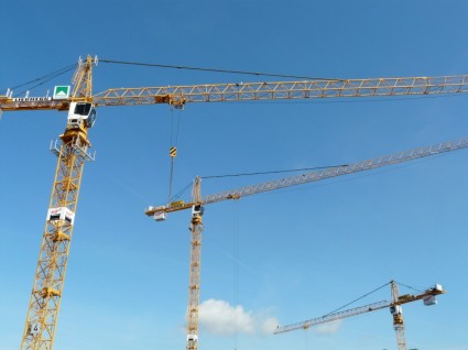 pekerjaan konstruksi baukran Crane