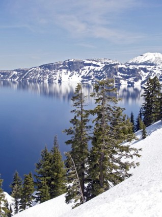 Кратерное озеро Орегон