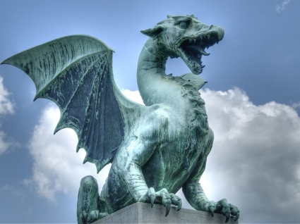 mundo de Dragon estatua fondos Eslovenia