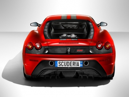 voitures Ferrari scuderia arrière fond d'écran ferrari