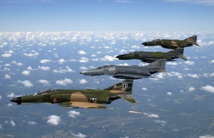 القوات الجوية المقاتلة النفاثة فانتوم الثانية