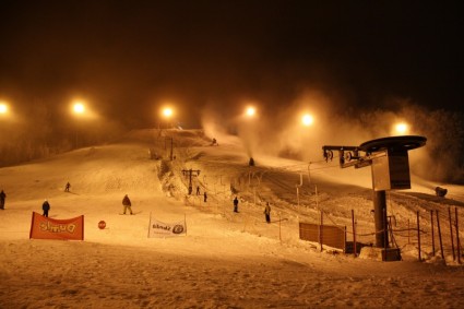 芬兰滑雪坡冬季