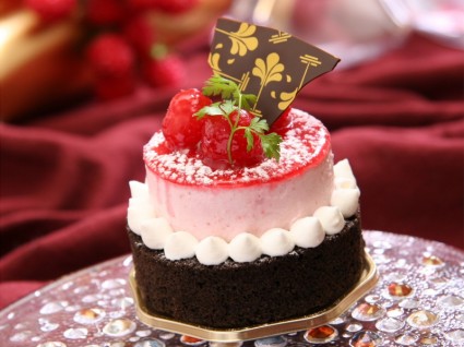 フランス菓子ラズベリー ケーキ