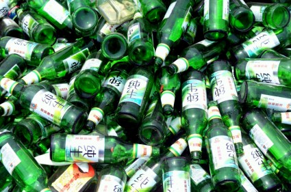 緑色のビール瓶