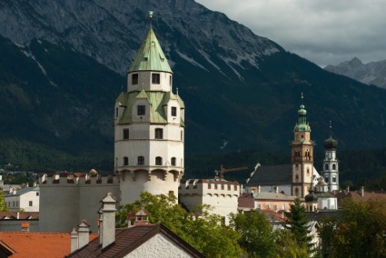 Hall in tirol montanhas da Áustria