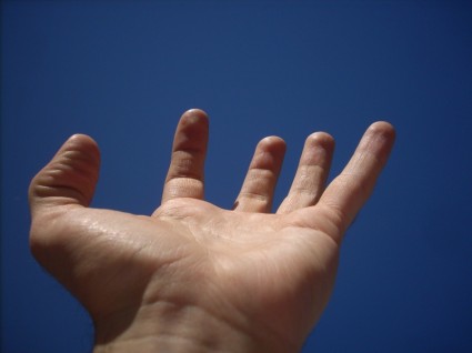 Finger der Hand-Himmel