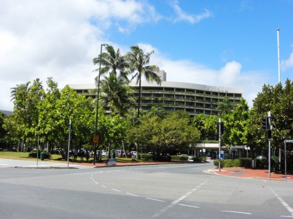 Hilton cairns khách sạn Úc