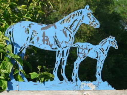 chevaux bleu métal