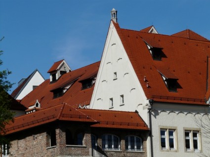 Haus-Dach-Dachdecker-home