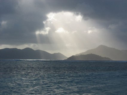 Isole acqua luce posteriore