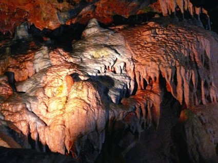 肯特洞穴