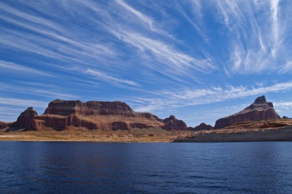 パウエル湖は、アリゾナ州ページ
