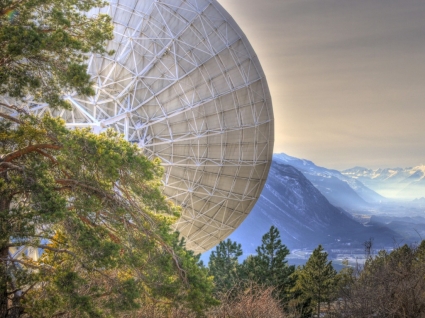 Leuk satélite prato parede Suíça mundo