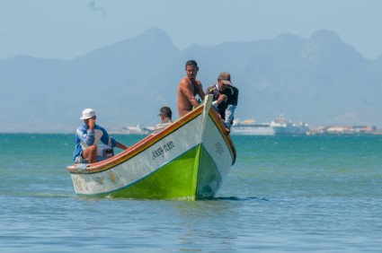 bateau de pêcheurs de l'île de Margarita