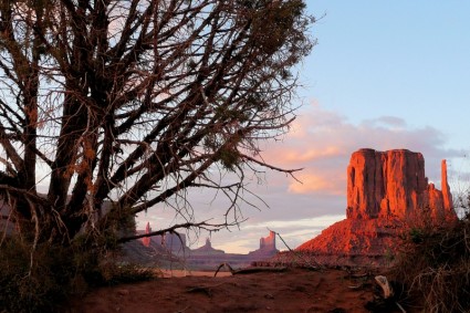 Monument Valley abends Sonnenuntergang