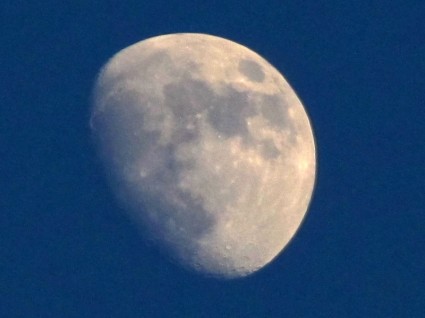 พระจันทร์สีฟ้า