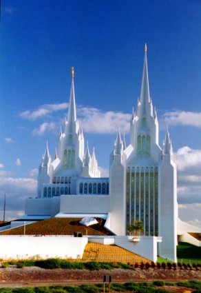 Мормонский Храм в Сан-Диего