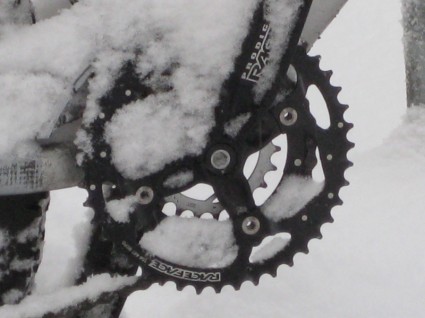 Mountain-Bike, Schnee eingeschneit