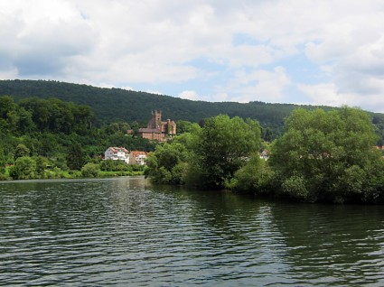 Río de neckarsteinach Neckar