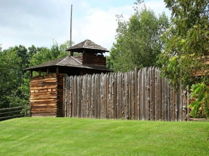 古い植民地時代の砦