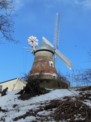 世紀の古い風車 dyrhave 工場