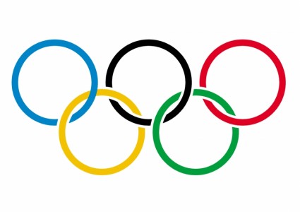 الحلقات الأولمبية على الأبيض