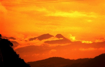 橙色的夕陽