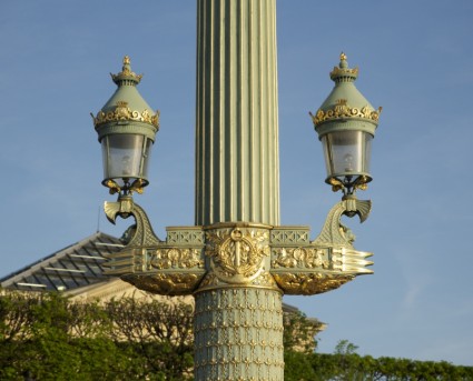 Paris Prancis kolom
