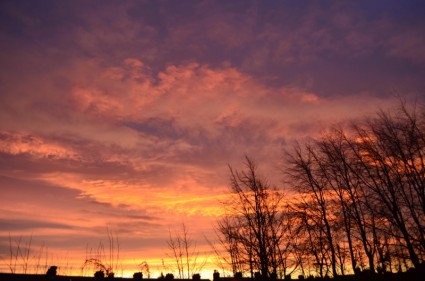 céu vermelho de manhã