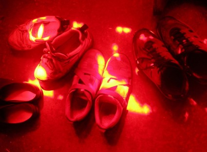 حذاء أحمر