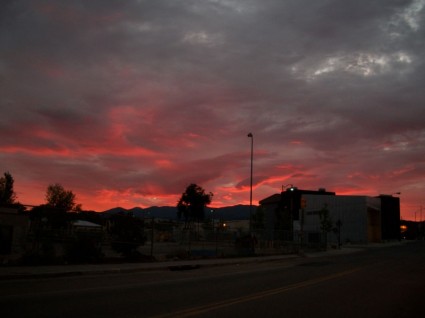 ciel rouge au matin