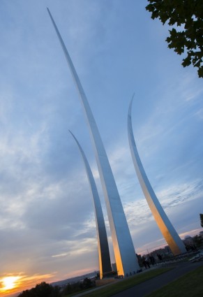 memorial de força aérea do céu nuvens