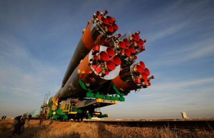 autorail de vaisseau spatial Soyuz fusée