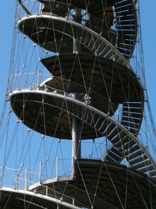 metallo scala di scale a spirale