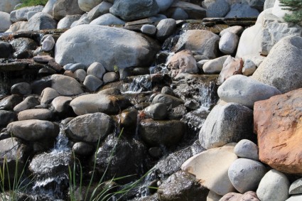 石头溪水