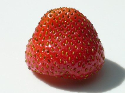 buah stroberi merah