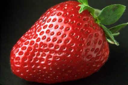 草莓甜紅